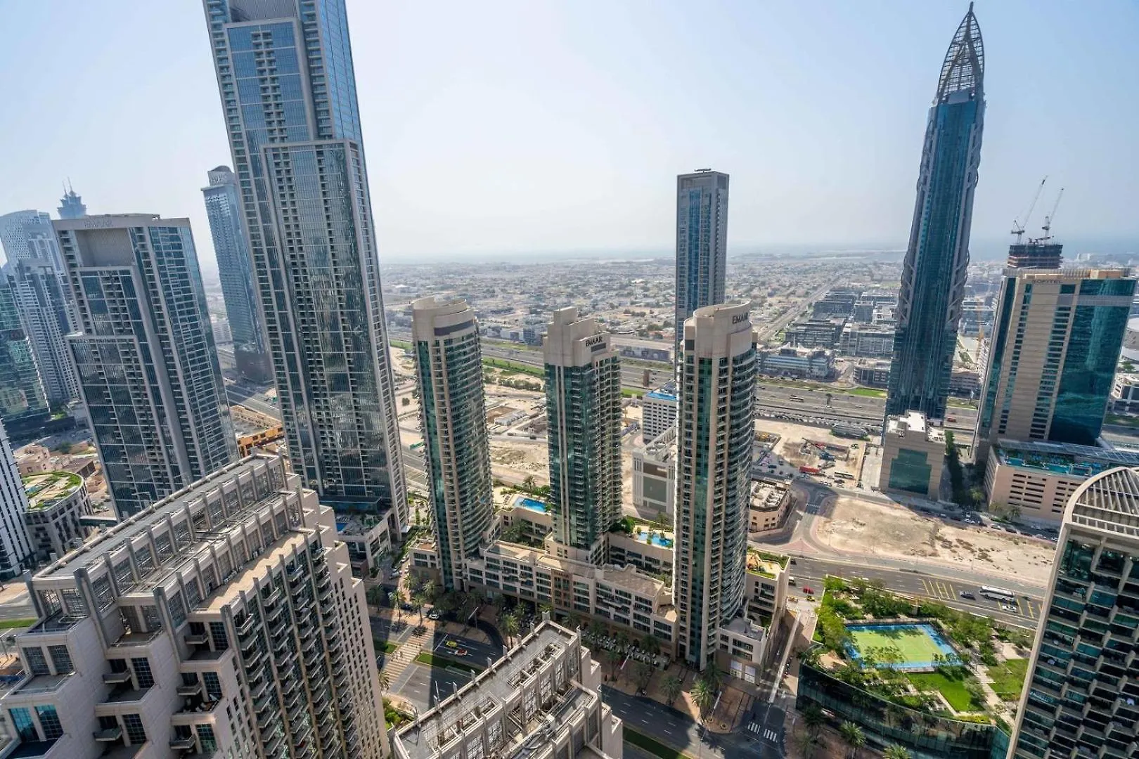 Guestready - High-Floor Elegance In Downtown Dubai Apartment
